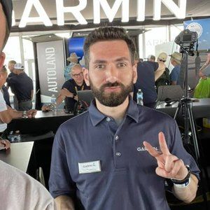 Meet your Posher, Max